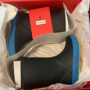 Hunter Kids Navy Rain Boots with Blue Trim